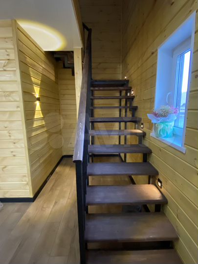 Коттедж 112 м² на участке 3,5 сот.