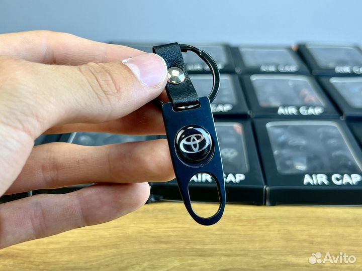 Брелок с колпачками на нипель