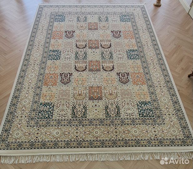 Ковер шерстяной 2.5 на 3.5