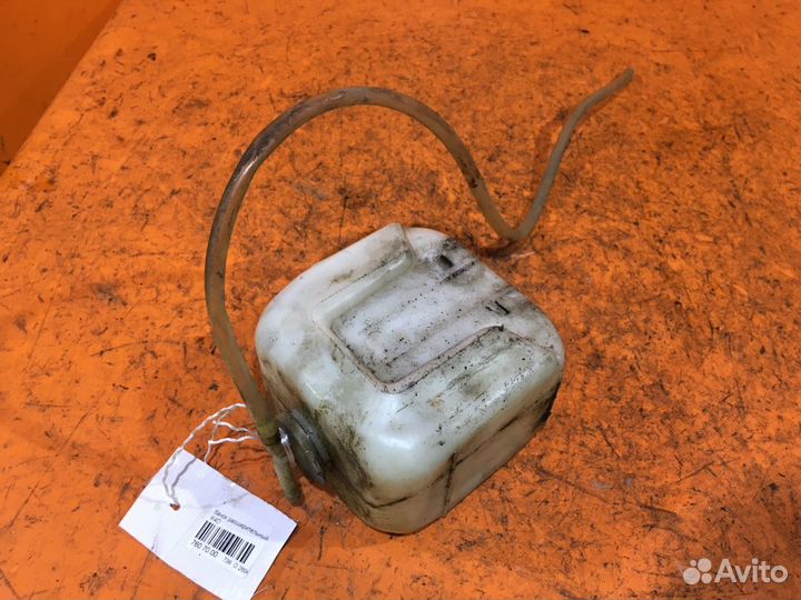 Бачок расширительный на K4D