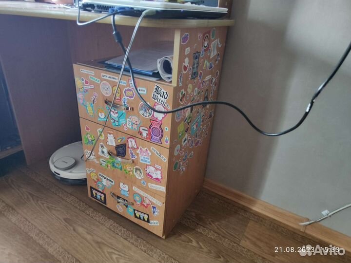 Стол