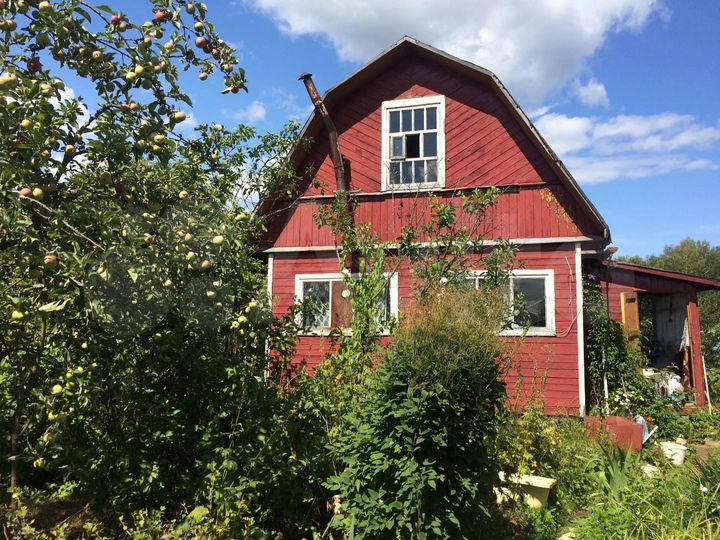 Дача 28 м² на участке 6 сот.