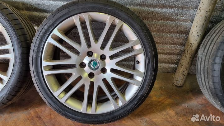 Колеса Skoda Luxon r18 225/40