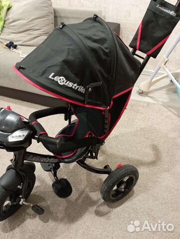 Трехколесный велосипед с ручкой