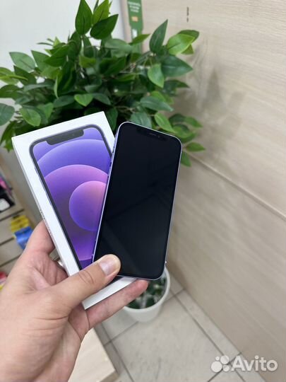 iPhone 12, 64 ГБ