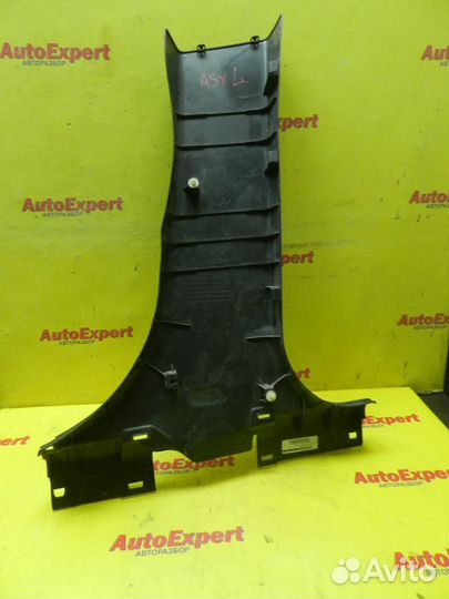 Обшивка стойки центральной левой Mitsubishi ASX