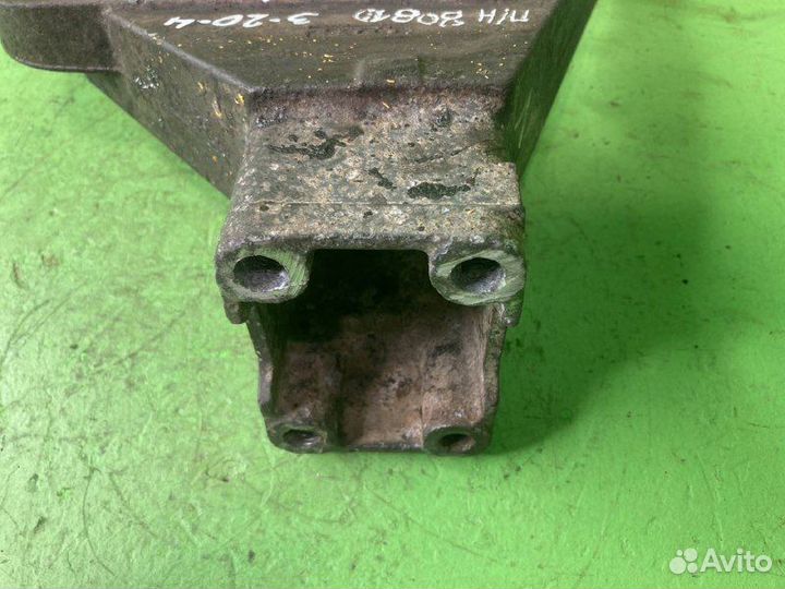 Кронштейн подножки DAF XF105