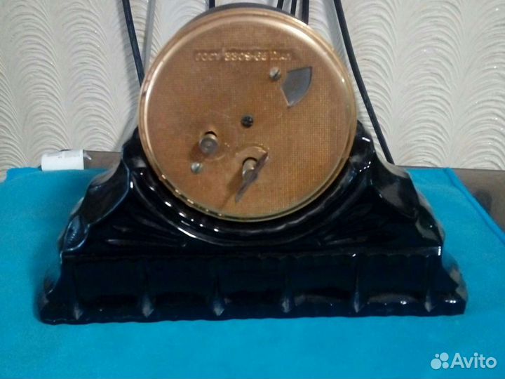 Настольные часы Маяк