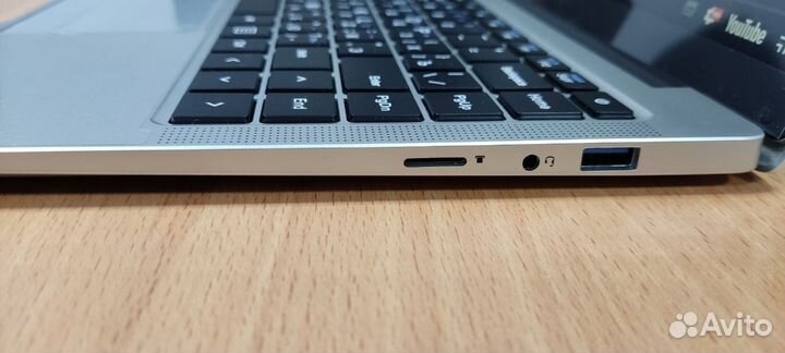 Новый ноутбук Azerty 14