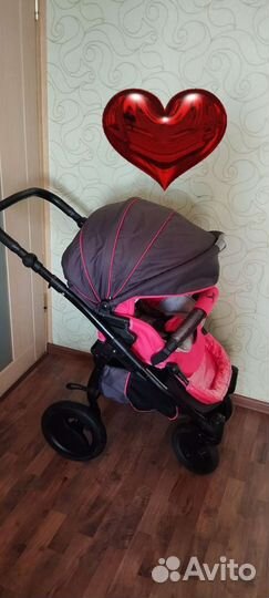 Прогулочная коляска zippy