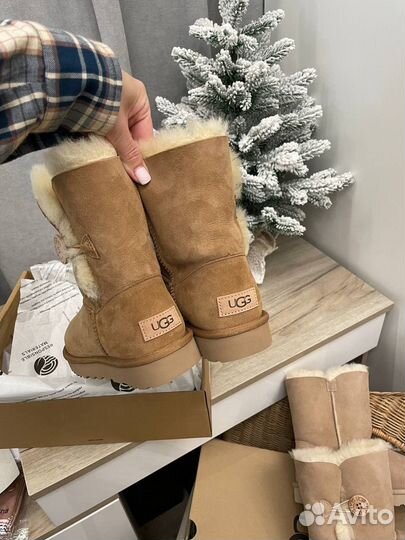 Угги Ugg Bailey Button II Chestnut