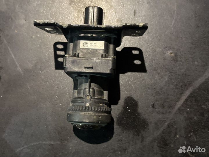 Камера передняя Toyota Land Cruiser