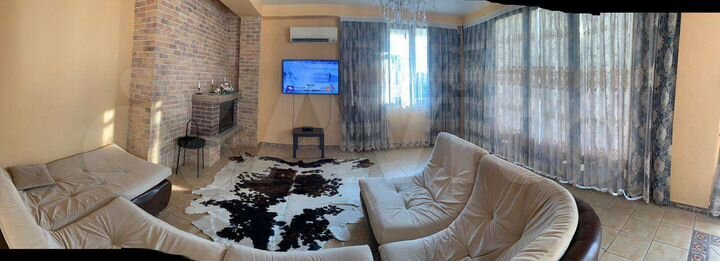 Дом 206 м² на участке 10 сот.