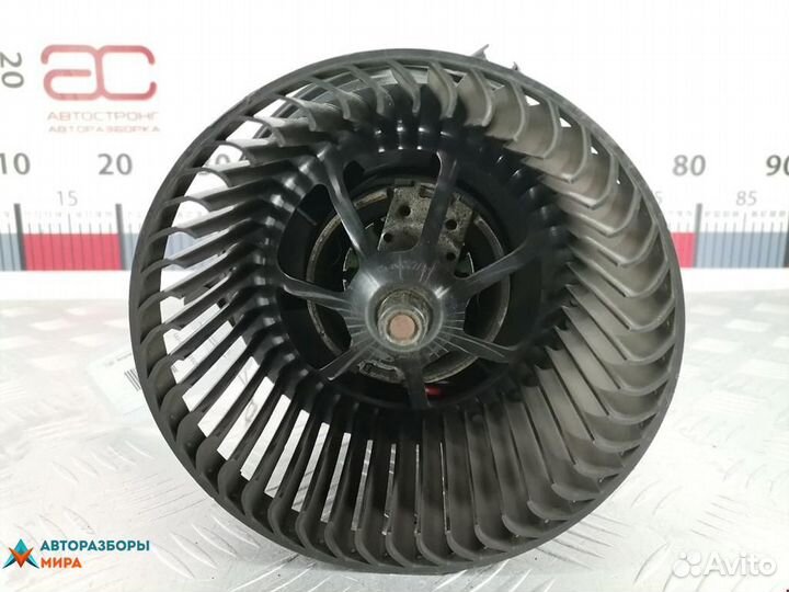 Моторчик печки Ford Focus 2001 1111936