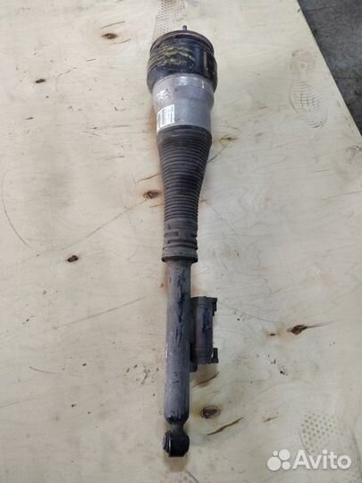 Амортизатор задний задний правый Mercedes-Benz