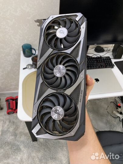 ROG Strix GeForce RTX 3090 OC 24GB