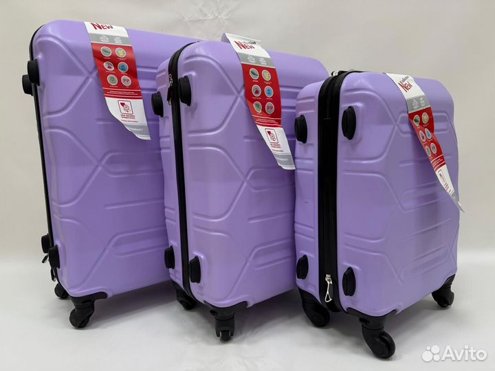 Чемодан на колесах пластик S M L Большой выбор