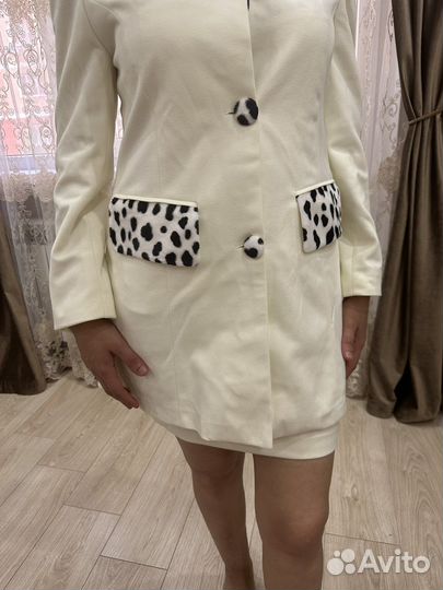 Костюм женский