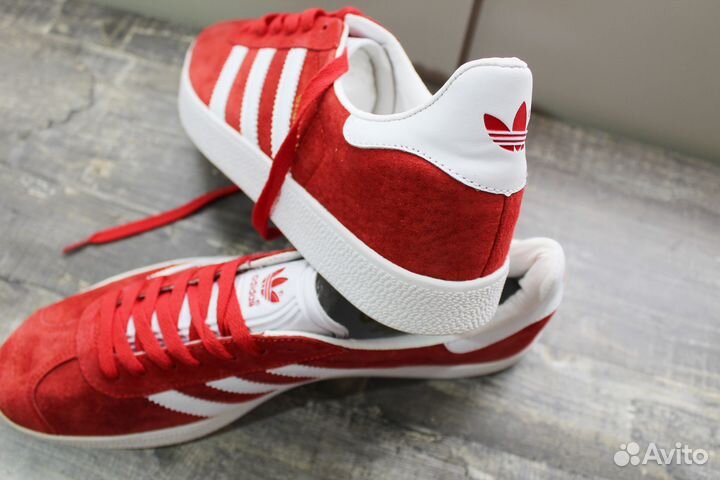 Кроссовки Adidas Originals Gazelle Красные