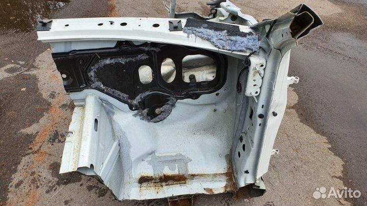 Лонжерон передний правый Porsche Cayenne 958 2011