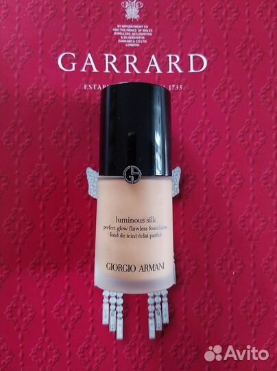 Тональный крем Armani luminous silk новый