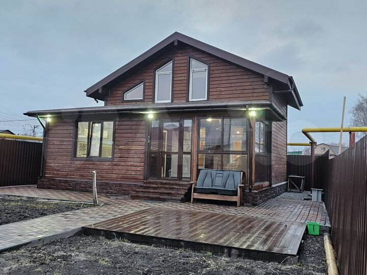 Дом 90 м² на участке 6 сот.