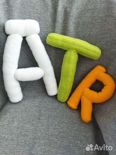 Вязанные мягкие буквы