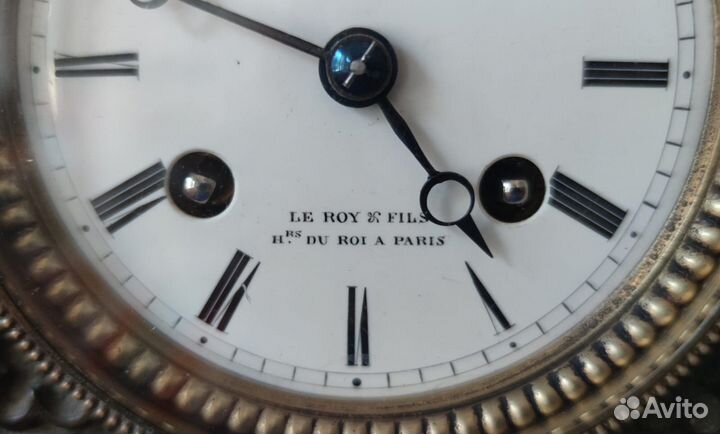 Часы каминные бронзовые Le Roy & Fils