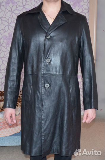 Кожаный плащ