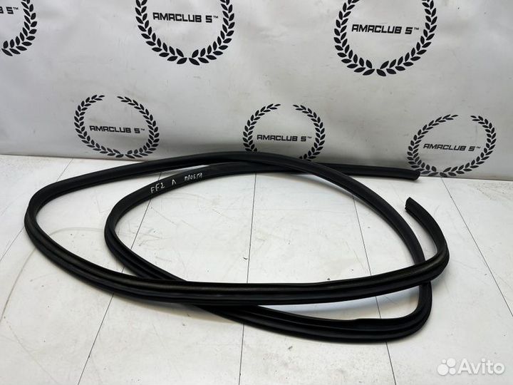 Уплотнитель дверного проема левый Ford Focus 2