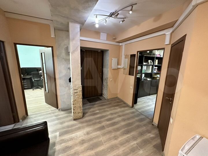 2-к. квартира, 52,4 м², 1/4 эт.