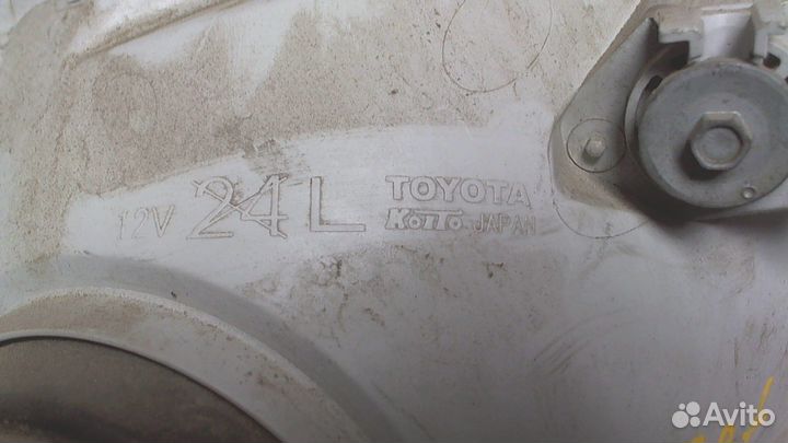 Фара (передняя) Toyota Highlander 2, 2010