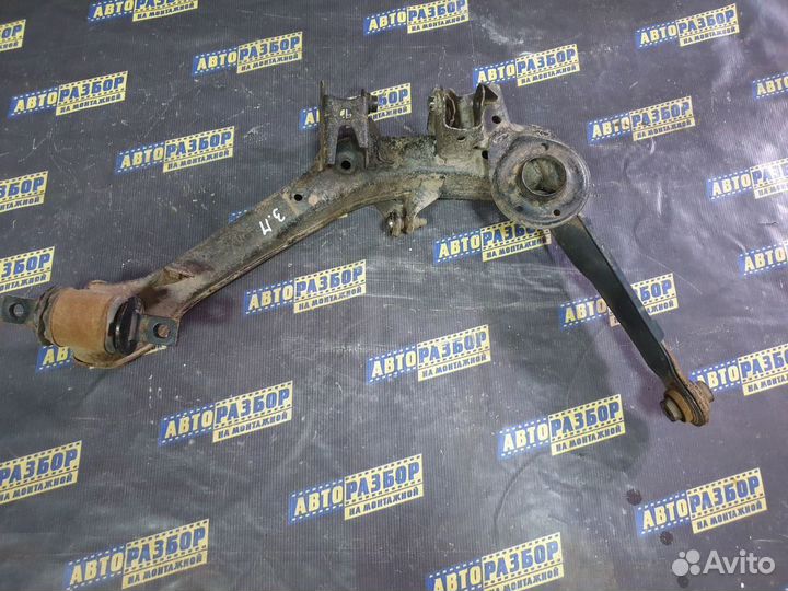 Рычаг задний нижний правый Хонда Цивик 4Д