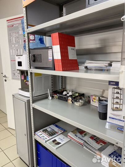 Офисный металлический стеллаж