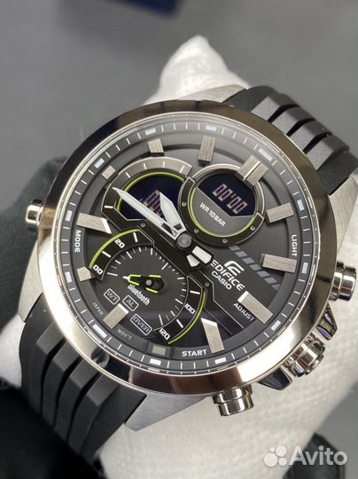 Часы Casio Edifice ECB-30P-1A