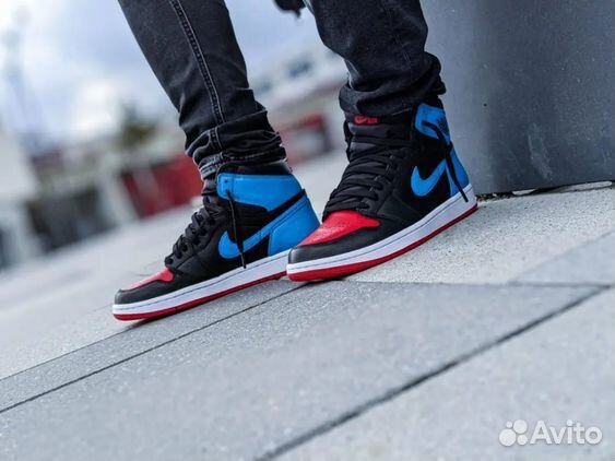 Jordan 1 Retro High Fearless UNC Chicago