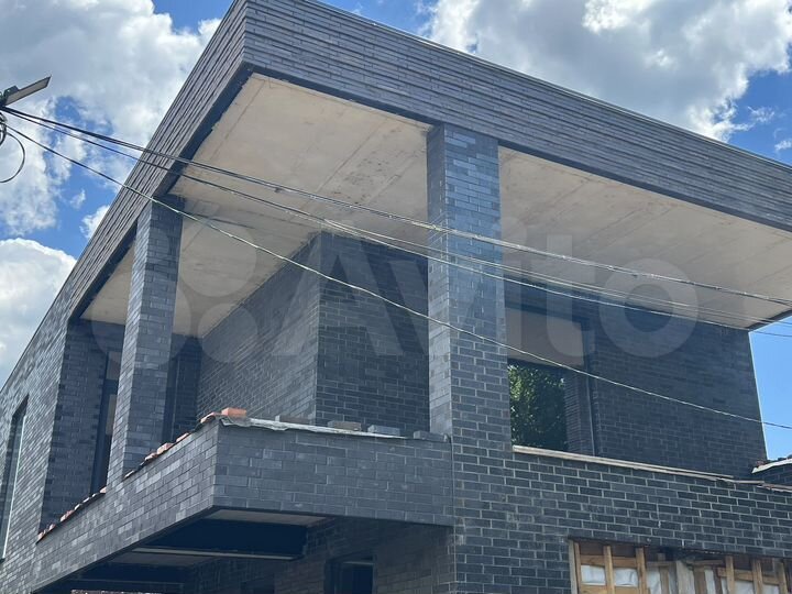 Дом 180,8 м² на участке 3,7 сот.