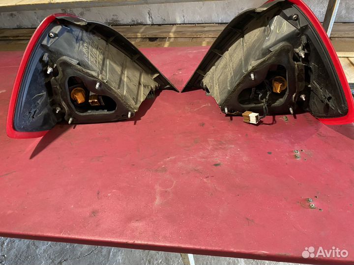 Задняя фара левая Nissan Tiida