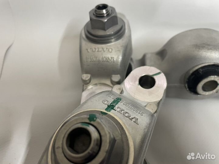 Рычаги volvo XC90/XC60/V60-90 32381879 32381880