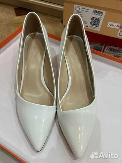 Туфли белые 39