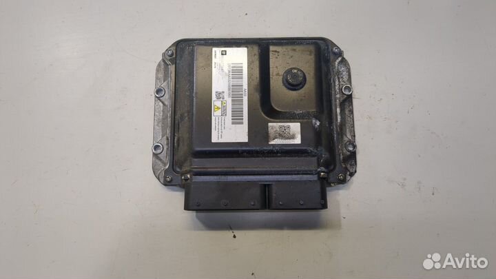 Блок управления двигателем Opel Astra J, 2010
