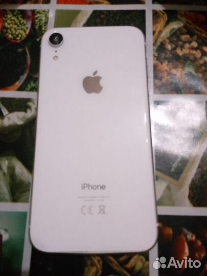 iPhone Xr, 64 ГБ