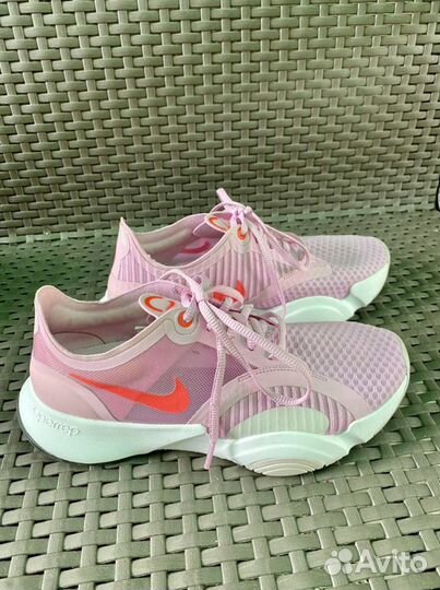 Оригинальные летние кроссовки Nike для девочки