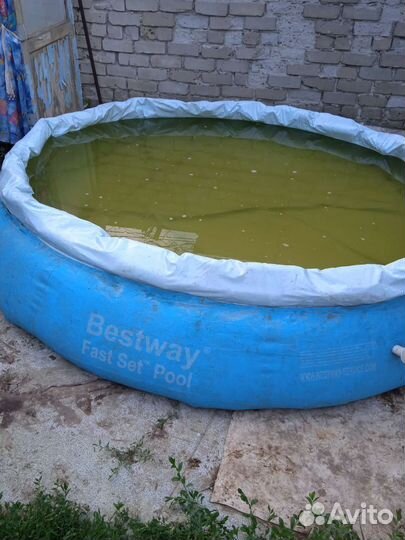 Бассейн бествей Б/у.2,50 см /65см