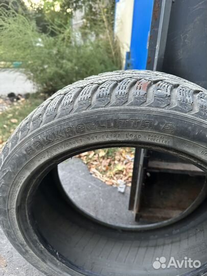 Nokian Tyres Hakkapeliitta 5 215/50 R17