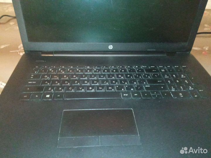 Ноутбук HP 17-ak099ur