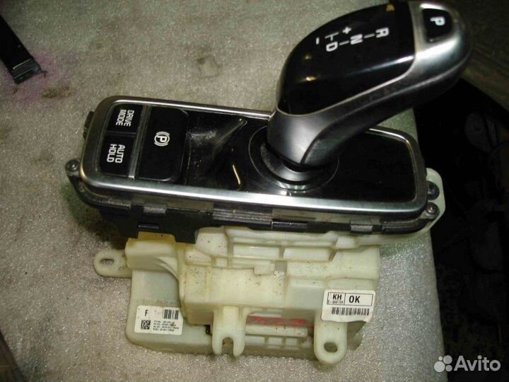 Кулиса АКПП Kia Quoris 2012