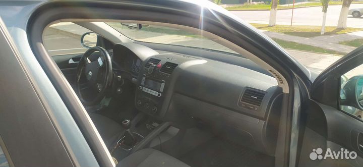 Volkswagen Jetta 1.6 МТ, 2008, 154 000 км