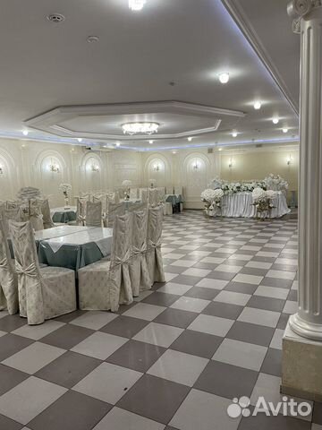 Банкетный зал, сватовство, дни рождения