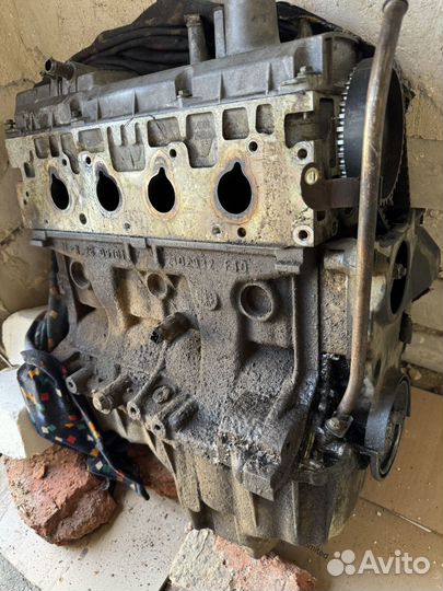 Двигатель Ларгус Рено к7м710